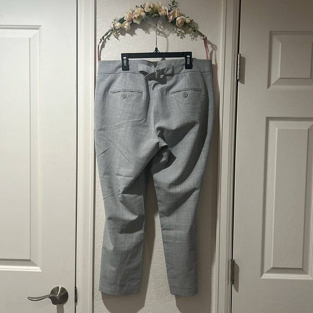Express Design Studio Cropped Pant - Picture 4 of 6